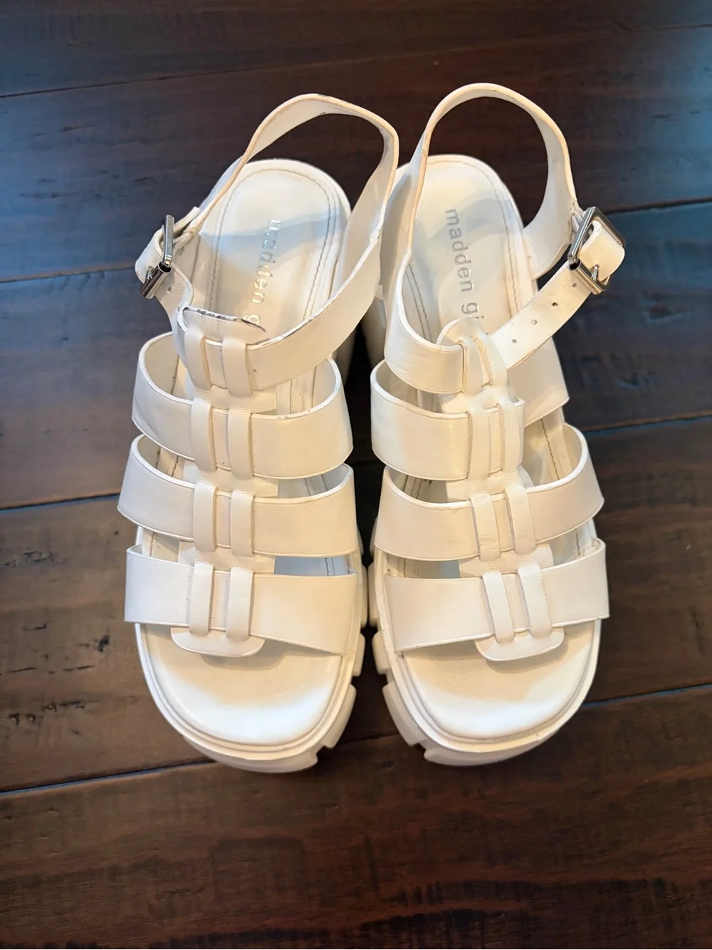 Madden Girl Platform Lug Sandal off white Buckle Strap 90s Y2K chunky block heel